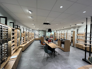 Photo n°2 de Opticien Dole - Cc Intermarché - Le Collectif des Lunetiers à Dole (Magasin de lunettes de soleil)