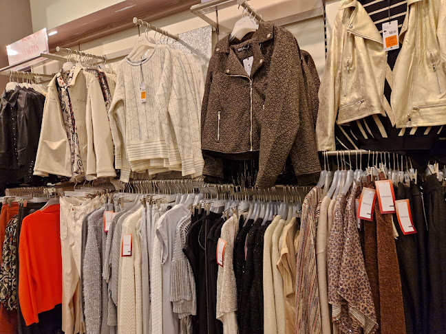 Bréal - Magasin de vêtements