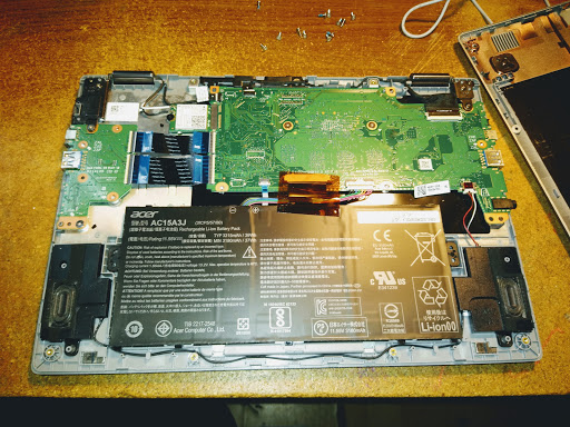 Nick's Electronics - Visual