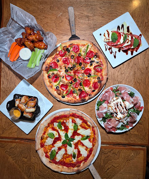 105 Pizza + Bowl by null