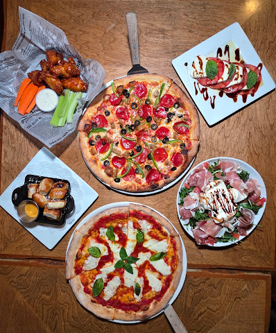 105 Pizza + Bowl by null