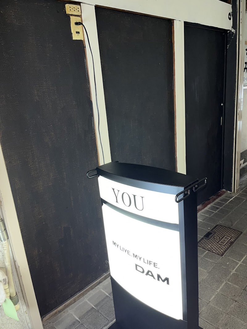 カラオケバーYOU