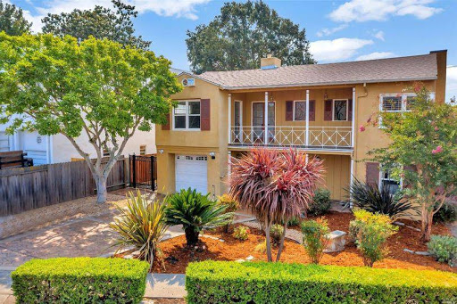 Diana Lang Real Estate