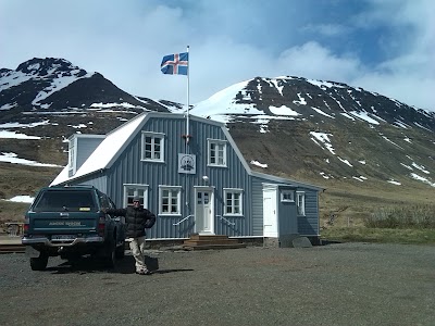 Photos of Arctic Fox Centre