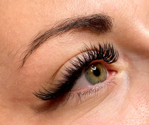 Élodie Cils⎜Extensions de Cils à Donnemarie-Dontilly - Provins - Montereau-Fault-Yonne - Nangis - Thumbnail