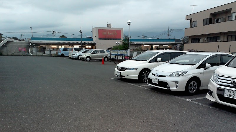 ビーバートザン秦野店 神奈川県秦野市平沢 ホームセンター ホームセンター グルコミ