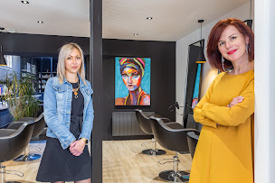 Photo n°6 de Têtes en l'Hair à Guer (Salon de coiffure)