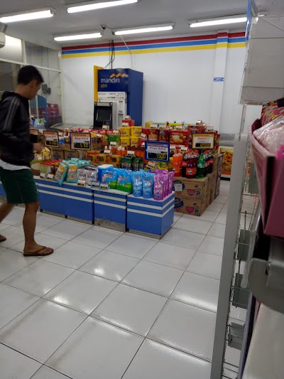 Photos of Indomaret Gemawang