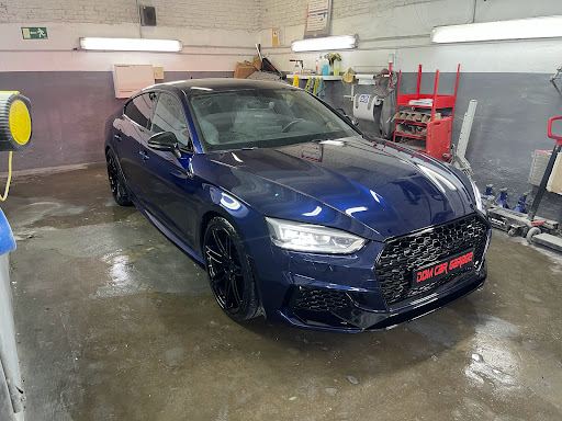 Taller Dom Car Garage - Thumbnail