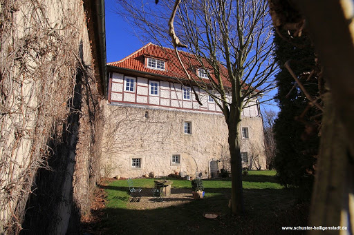 Galerie in der Burg, Dr. Gerlinde Gräfin von Westphalen - Thumbnail