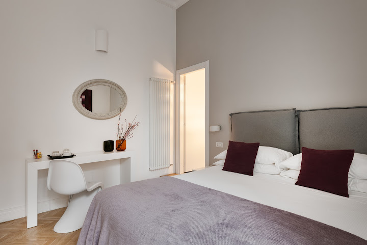 DA ME Suites by null