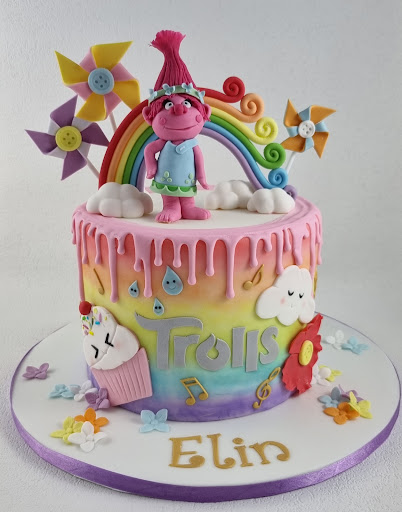 Mo's Bespoke Cakes - Thumbnail