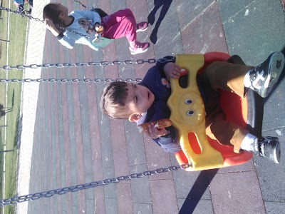 Mutlu Lunapark