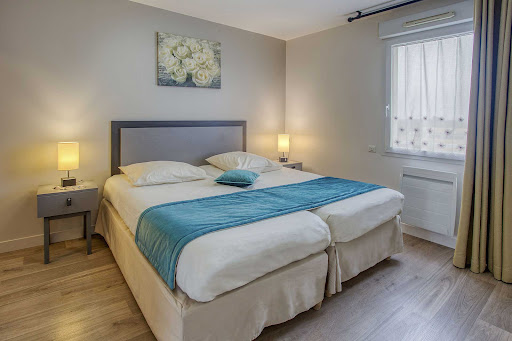 Photo de Résidence Services Seniors DOMITYS - Le Clos de la Seigneurie à Saint-Georges-des-Coteaux (17810)