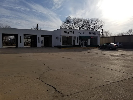 Maytag Laundry & Car Wash - Thumbnail