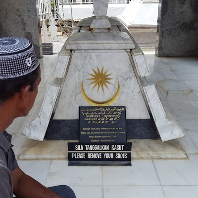 Makam Diraja Langgar