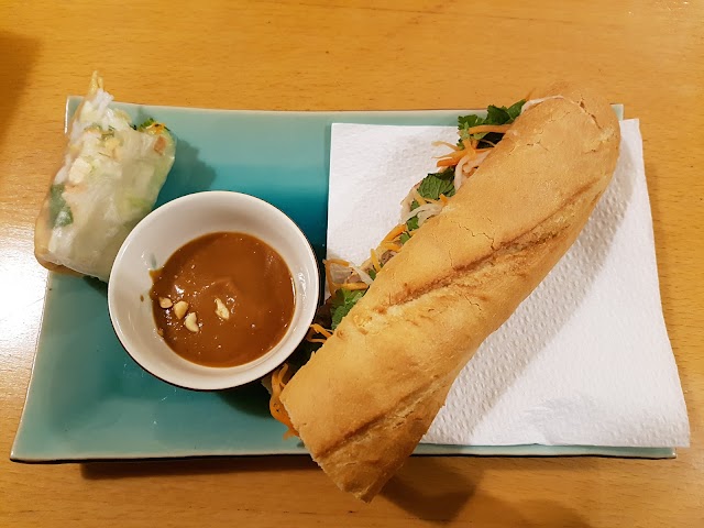 NT BÁNH MÌ