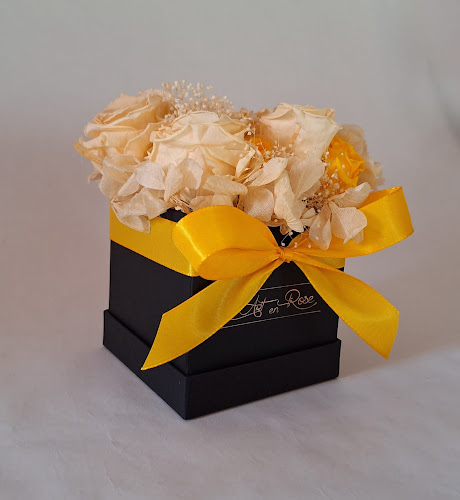 Art en Rose - Fiori e Piante fresche eterne stabilizzate Milano (Rose fresche eterne confezionate)
