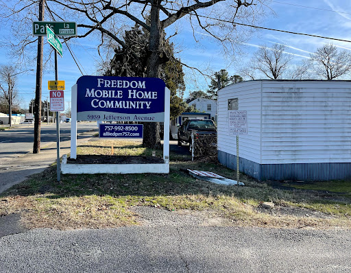 Freedom Mobile Home Community Logo