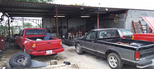 TALLER MECANICO Y SOLDADURA GARZA'S
