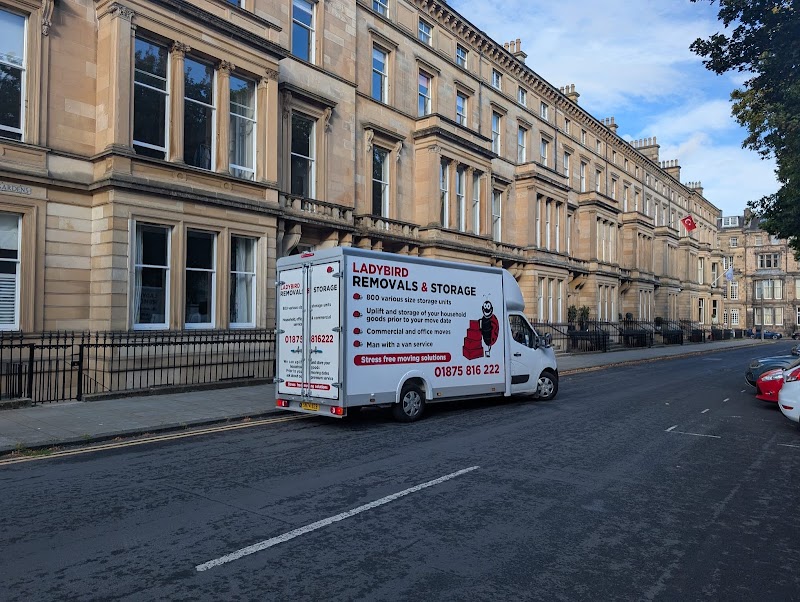 Ladybird Removals & Storage photo 2