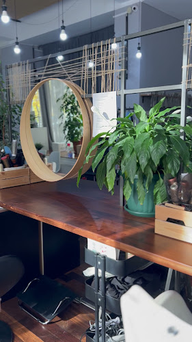 orar Salon înfrumusețare Bob Beauty Bar