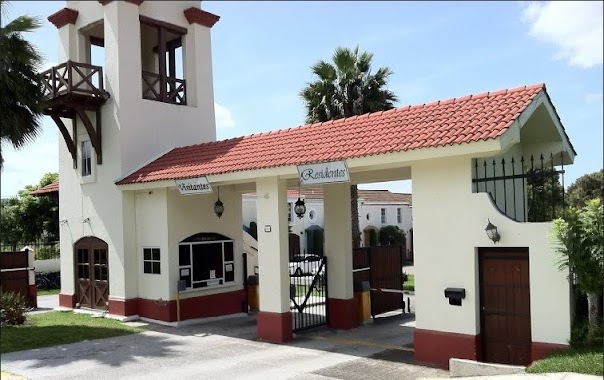Condominio San Agustín Condado Naranjo, Author: Rodrigo J. Gramajo