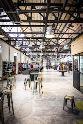 Photo n°40 de LA MANUFACTURE PERRIN - MONTCEAU-LES-MINES à Montceau-les-Mines (Boutique d'articles de mode)