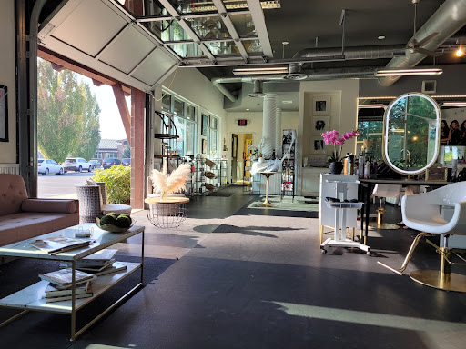 Runway Salon - Thumbnail