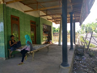 Photos of Toko Mamank