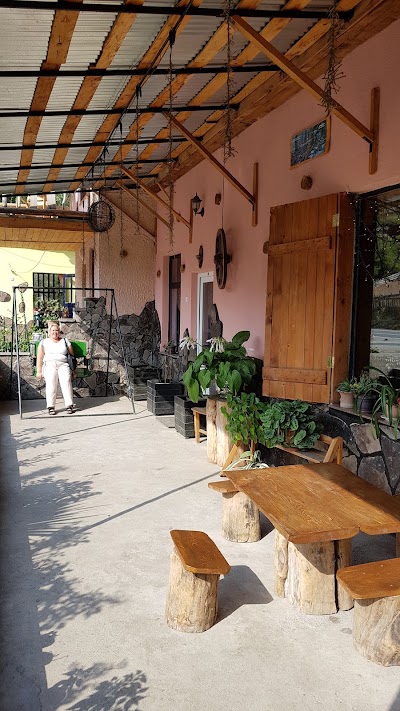 Photos of Dzveleburi