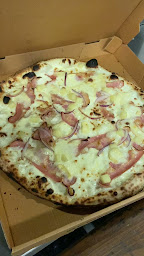 Photo n°20 de C PIZZA AU FEU DE BOIS Montmagny à Montmagny (Pizzeria)