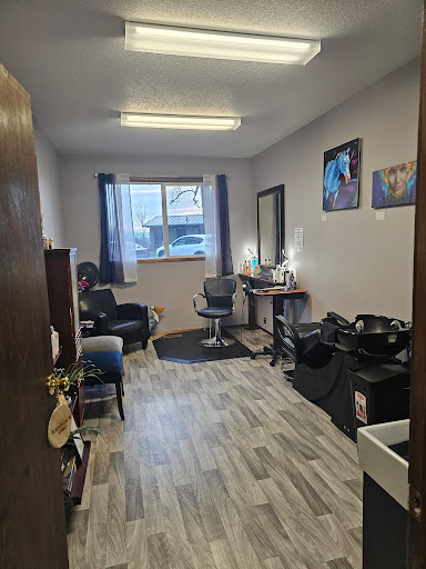Ridgefield's Hair Artist Logo
