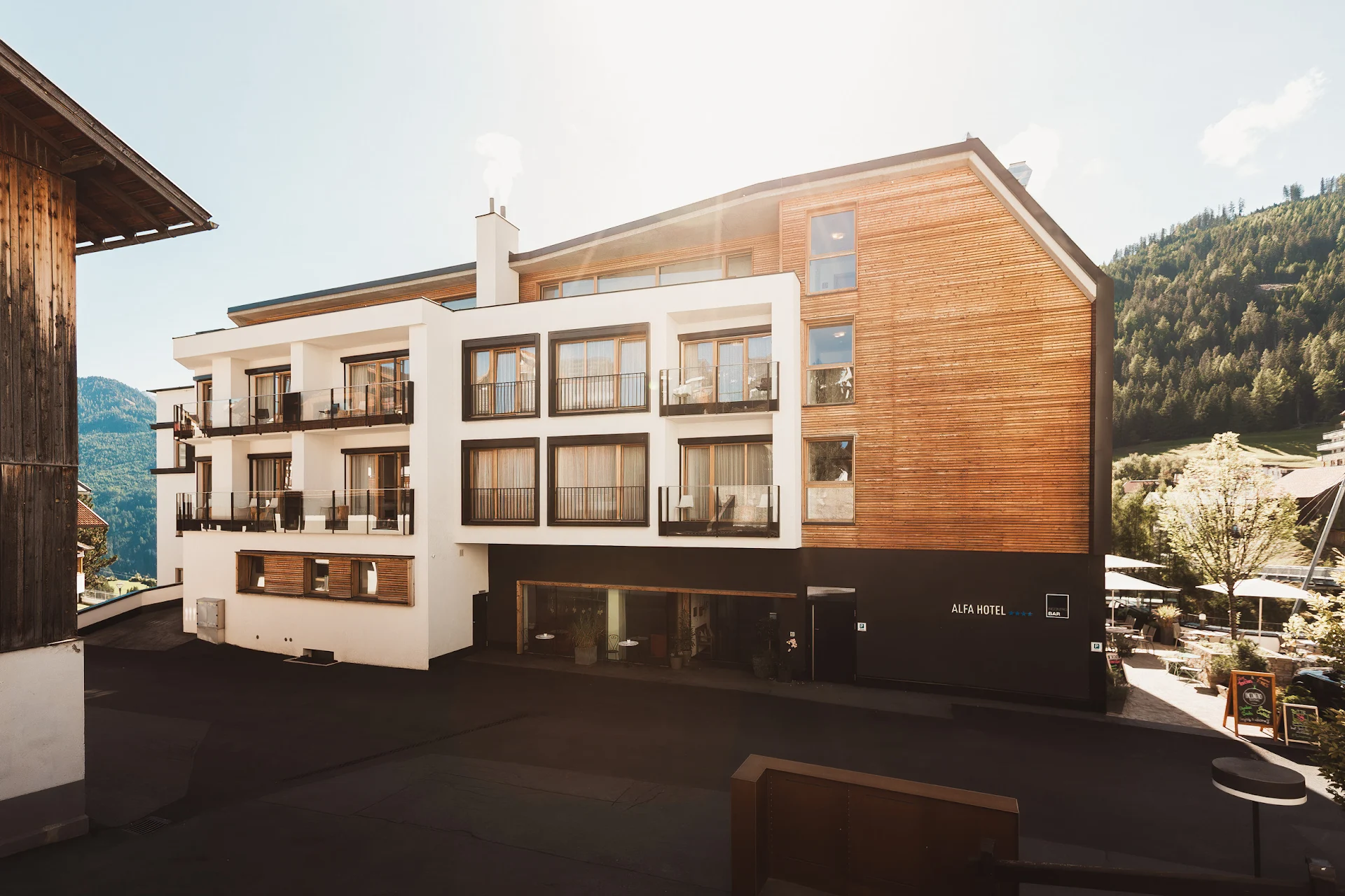 Alfa Hotel