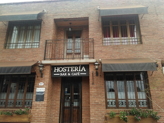 Montés Hostería & Bar Café