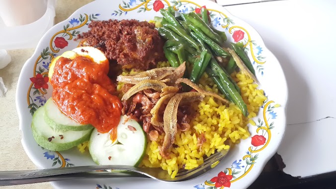 Nasi Kuning Suka Suka, Author: Arigo