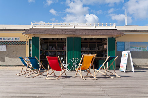 Biblio'Tech - Lire à la Plage - Thumbnail