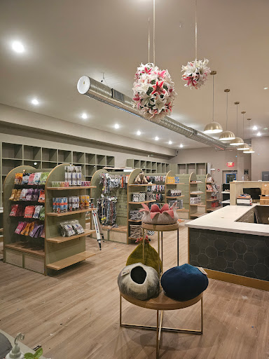 Lilly's Natural Pet Store - Thumbnail