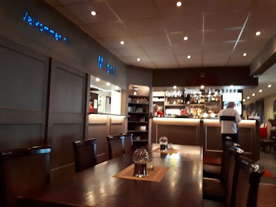 Photos of Milano Elverum