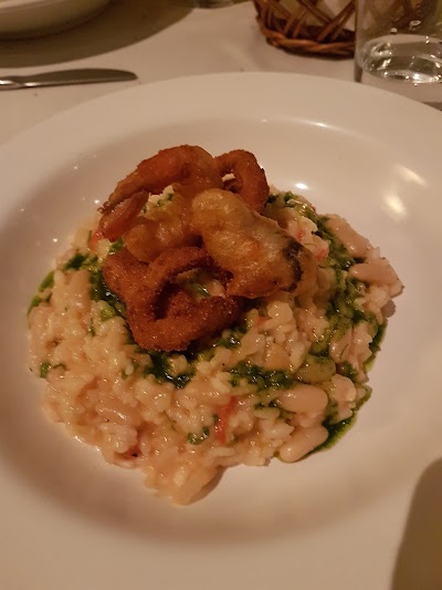 Photos of Cos&igrave;