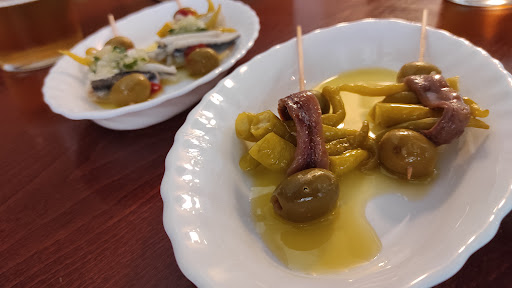 El Bodegón - Bar Raciones Pinchos Anchoas - Thumbnail