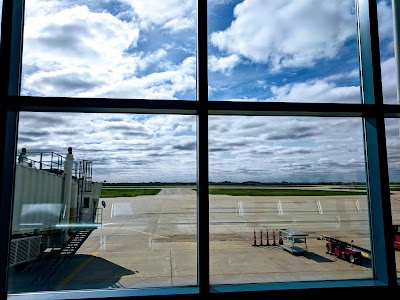 Photos of University of Illinois Willard Airport CMI