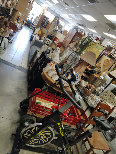 Semi & New Thrift Store - Thumbnail