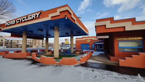 Moab Cyclery - Visual