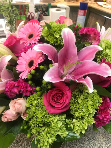 Marlow, McCrystle & Jones Florist - Thumbnail