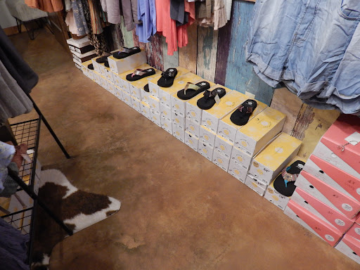 Mill Creek Boutique - Thumbnail