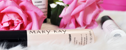 Jen McClure, Mary Kay beauty consultant