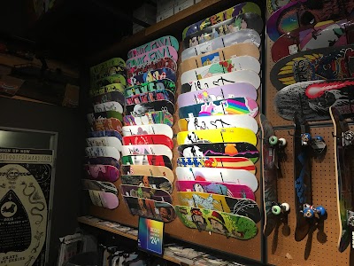 Zumiez