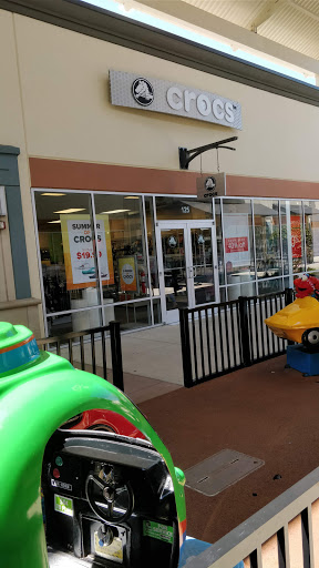 Crocs at Cincinnati Premium Outlet - Thumbnail