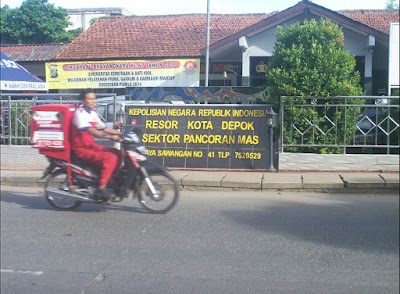 Photos of Police Pancoran Mas